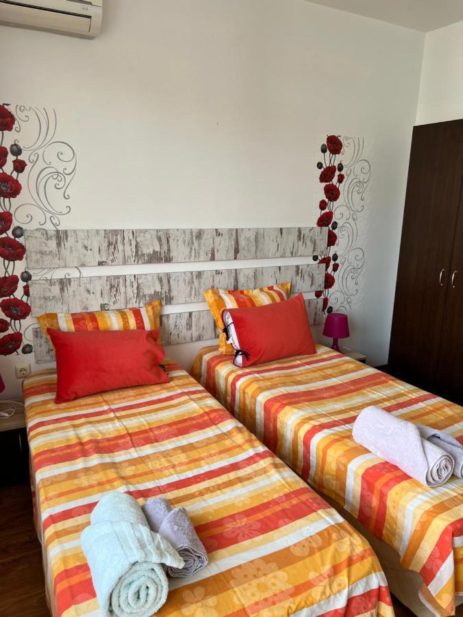Orange Apartments Pomorie Extérieur photo