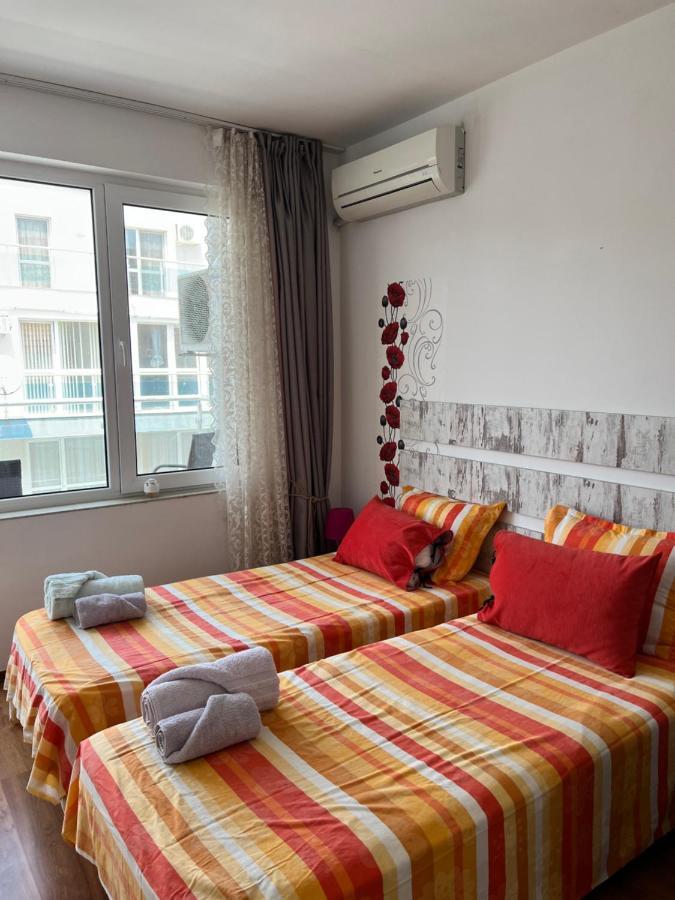 Orange Apartments Pomorie Extérieur photo