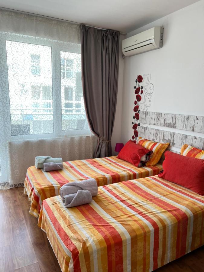 Orange Apartments Pomorie Extérieur photo